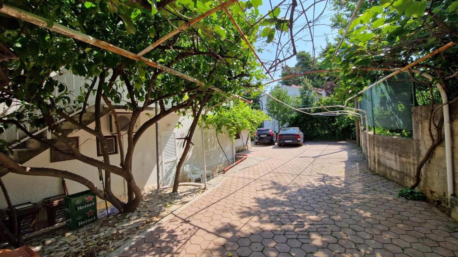 Apartments Ivan Slatine Exterior foto